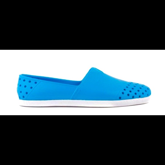 NEW! Native Verona / Lucy blue/shell white - Picture 5 of 5